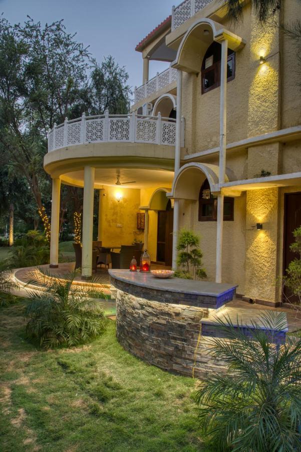 Sunahari Bagh - Pool Farm Retreat @ Gurgaon Esterno foto