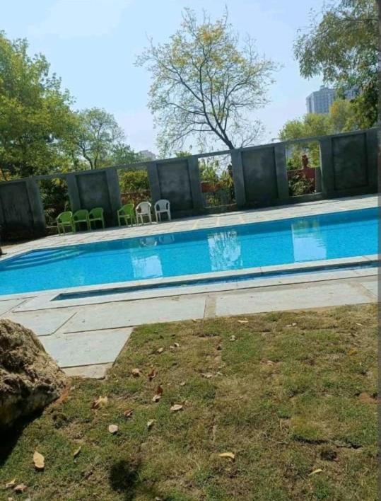 Sunahari Bagh - Pool Farm Retreat @ Gurgaon Esterno foto