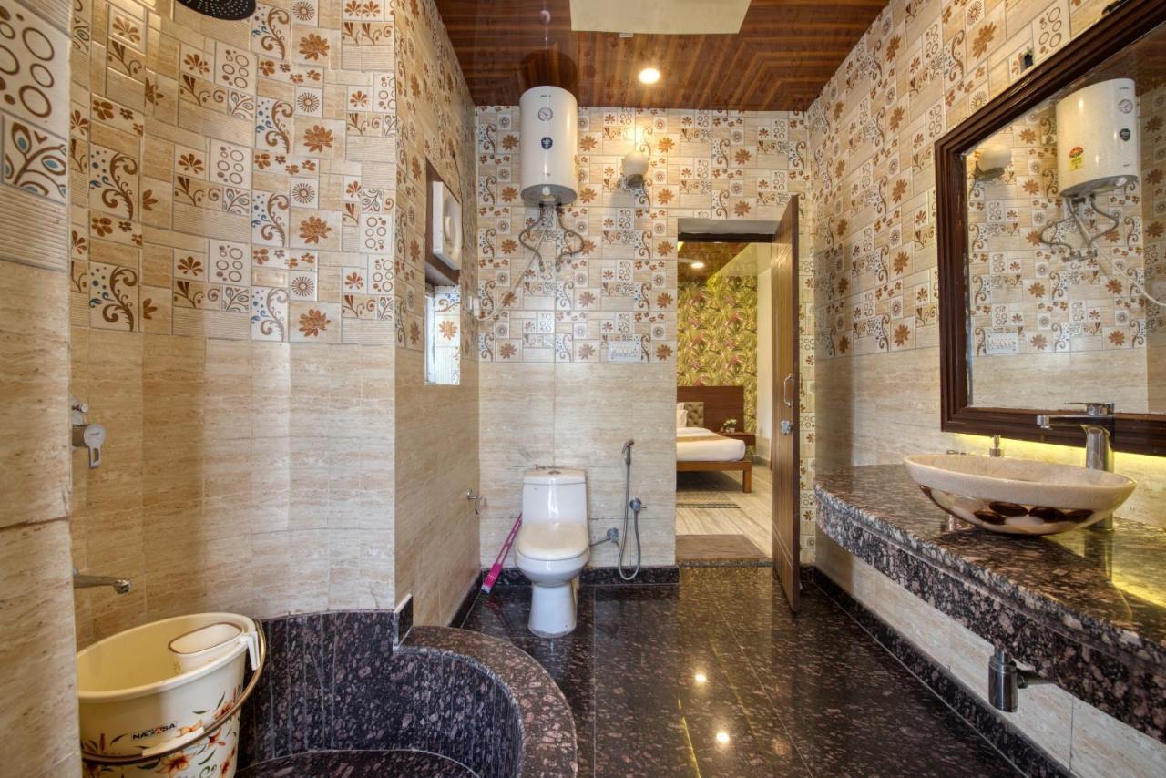 Sunahari Bagh - Pool Farm Retreat @ Gurgaon Esterno foto